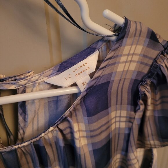 Lauren Conrad Lavender & White Plaid Pullover Top Misses XL - Picture 2 of 3